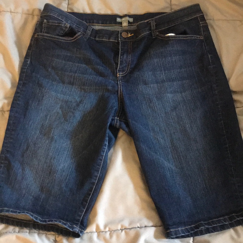 Plus size denim Bermuda shorts